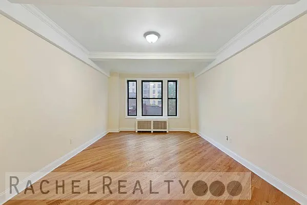 Sold by Rachel Realty | media 8
