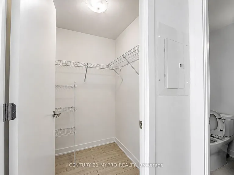 5858 Yonge St #2108 — Photo 7