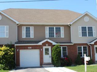 8926 Archer Ave, Justice, IL 60480