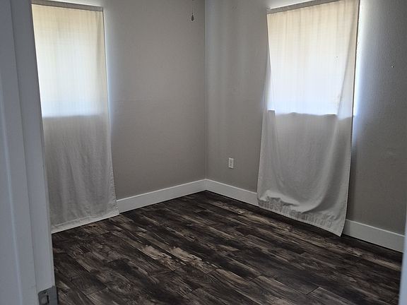 5th image of 710 S Dixie Ave