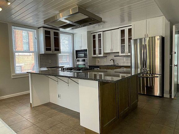 2nd image of 41 Maryland Ave #2F