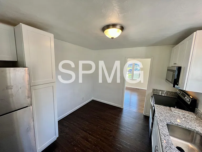 5125 Airport Rd NW — Photo 7