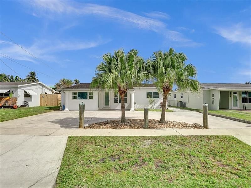 1st image of 4530 SW 34th Dr