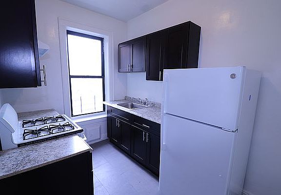 5th image of 87-14 129th St #4I