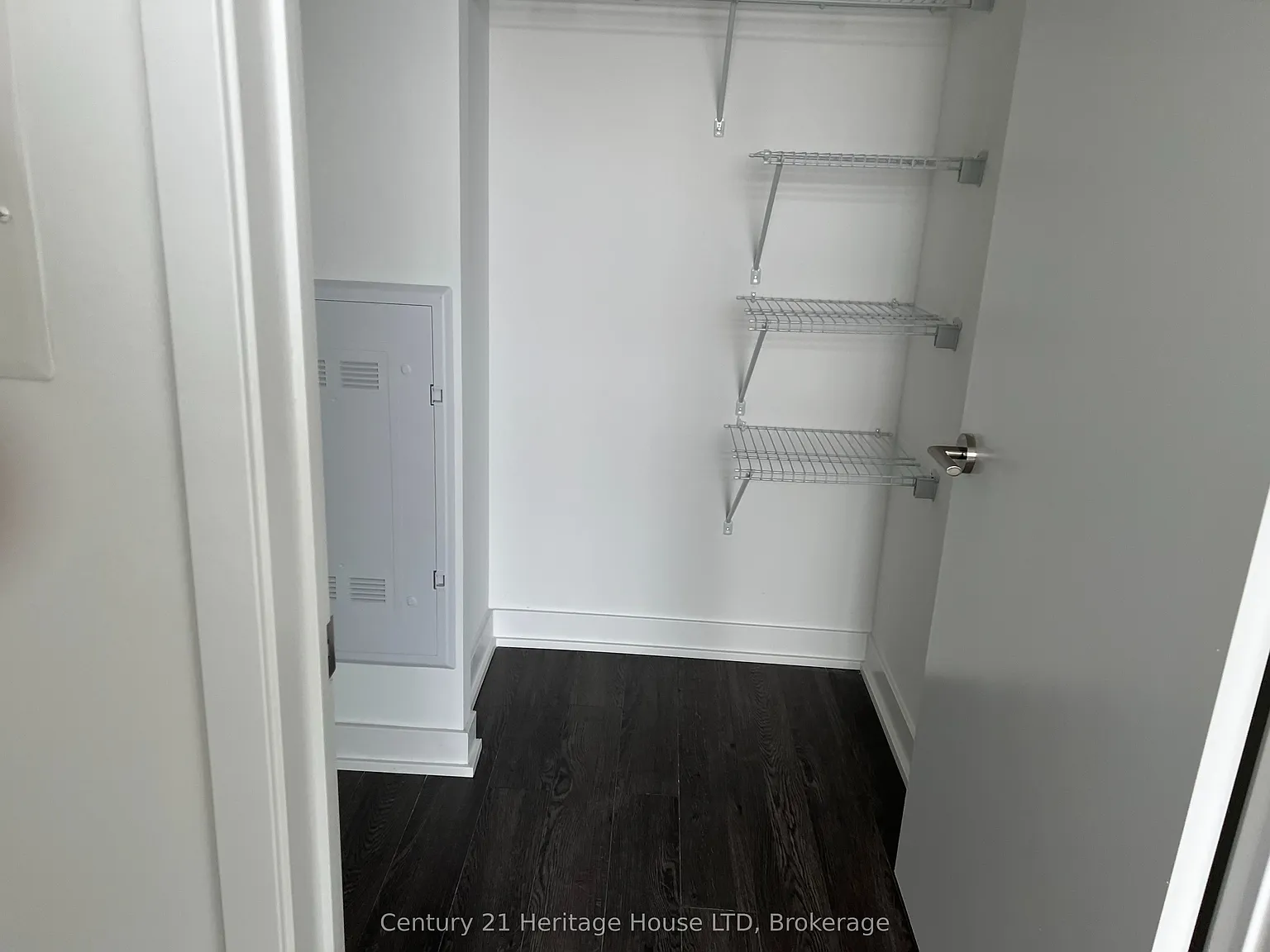 Rodeo Drive Condos — Photo 3