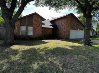1307 Brookfield Ln, Mansfield, TX 76063