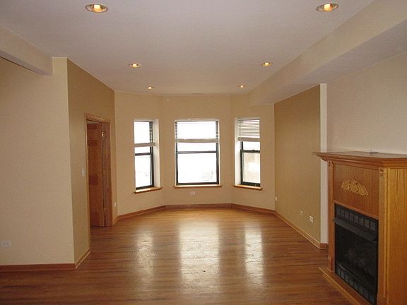 4th image of 6234 S Dorchester Ave #3D