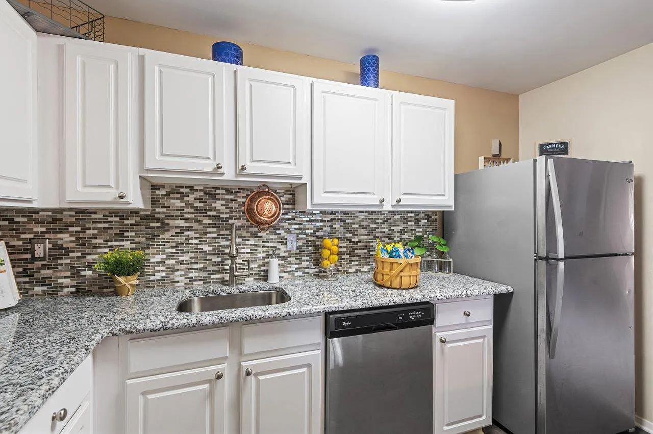 Silver Spring Station Apartment Homes — Photo 4