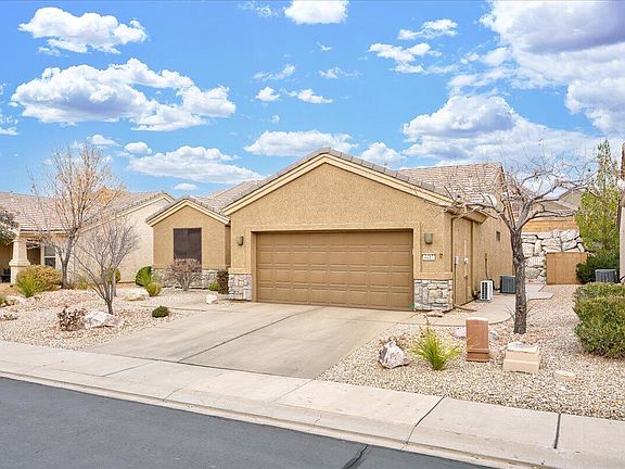 3rd image of 4417 S Kiva Hill Dr