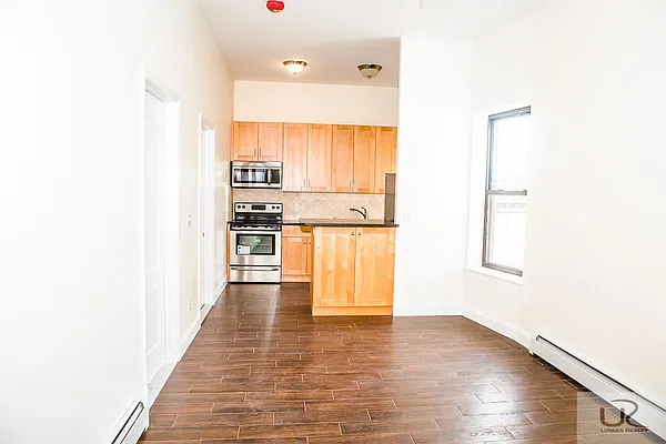 Rented by Town Residential | media 20