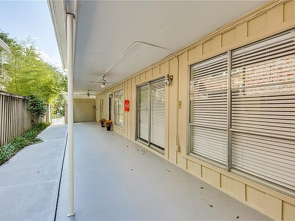 3rd image of 3502 Asbury St