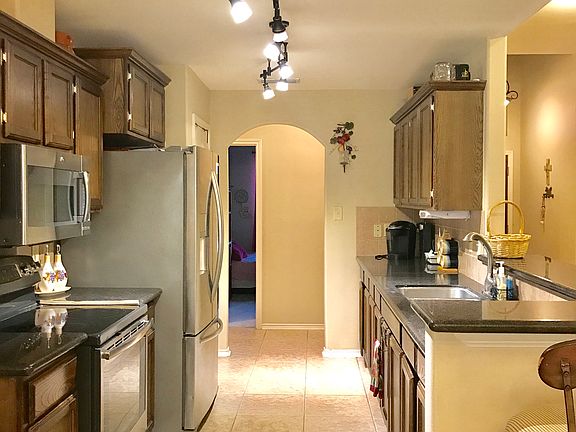 2nd image of 10502 Peruviana Ct