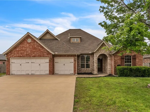 3905 SW Sycamore St, Bentonville, AR 72713