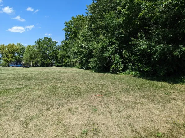 1226 Lake Summerset Rd, Davis, IL 61019