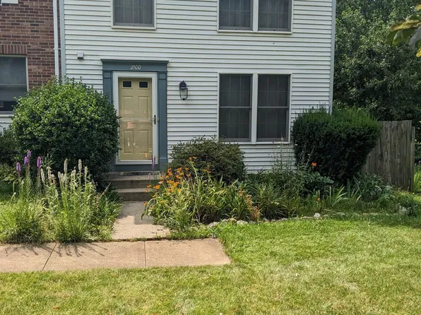 2100 Glenn Spring Ct, Falls Church, VA 22043