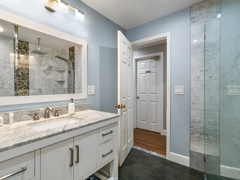 1833 N Keene Rd — Photo 13