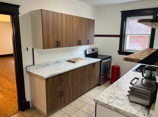 3435 Klocke St APT 1W, Saint Louis, MO 63118