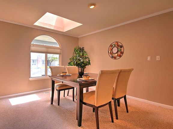 3rd image of 2619 Central Ct