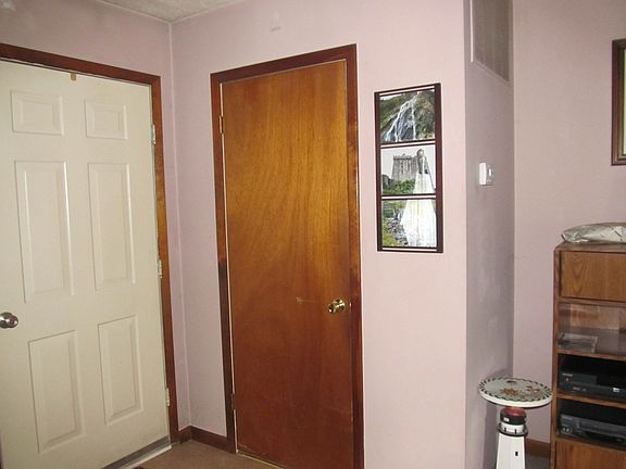 5th image of 43189 Plainview Dr