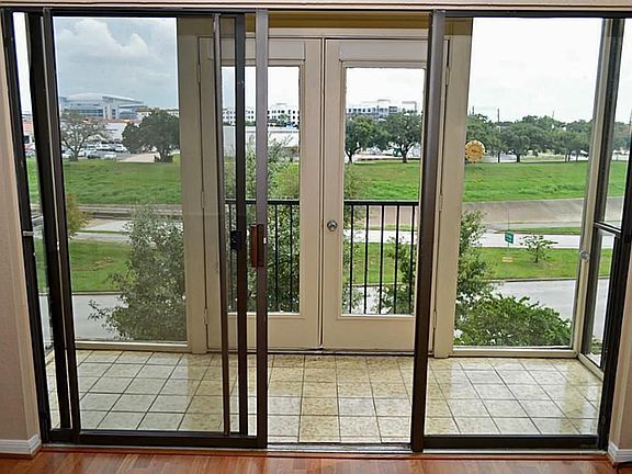 4th image of 2400 N Braeswood Blvd APT 329