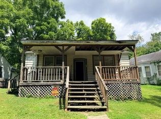 207 Bluestone Rd, Mount Hope, WV 25880