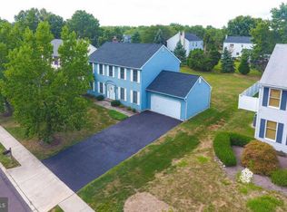 2968 Denbeigh Dr, Hatfield, PA 19440