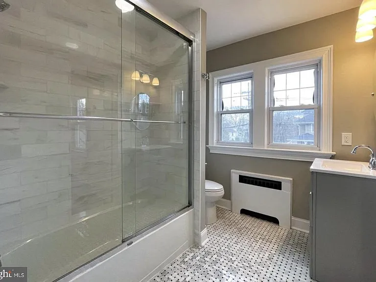 70 Wiggins St — Photo 9