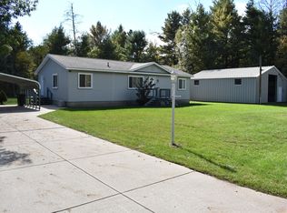3057 W 72nd St, Baldwin, MI 49304