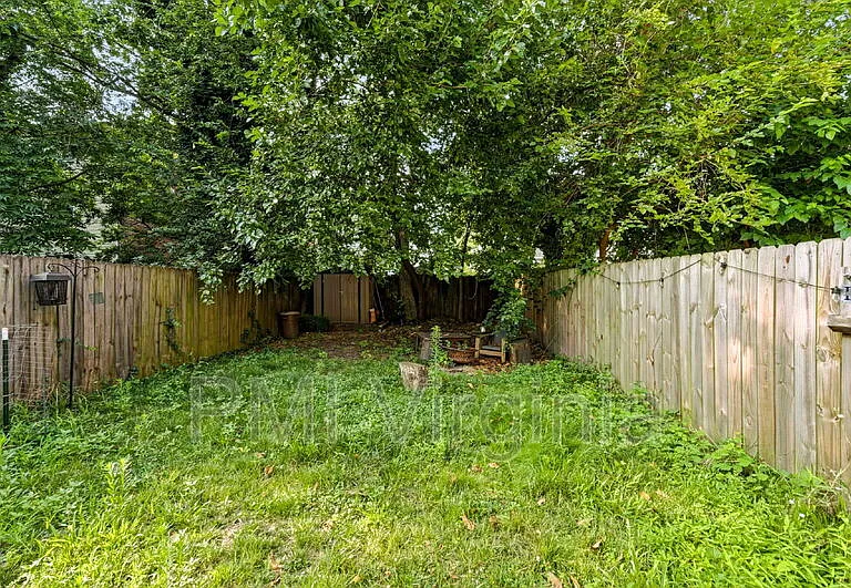 1035 W 36th St — Photo 28