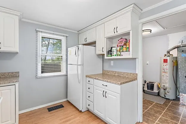 8322 Ellsworth Pl — Photo 6