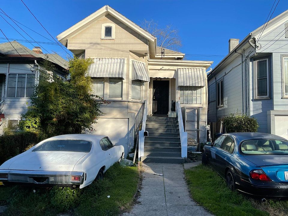 2nd image of 1608 Saint Charles St