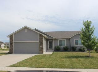 150 SE Baytree Dr, Waukee, IA 50263