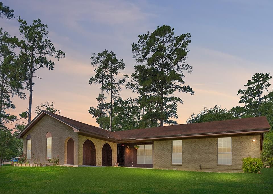 1st image of 354 White Oak Drive