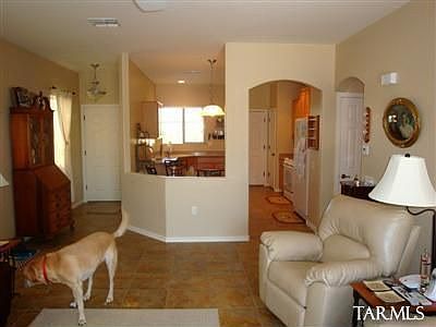 3rd image of 419 W Calle Moncayo