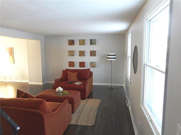 2nd image of 53 Blackwell Ln