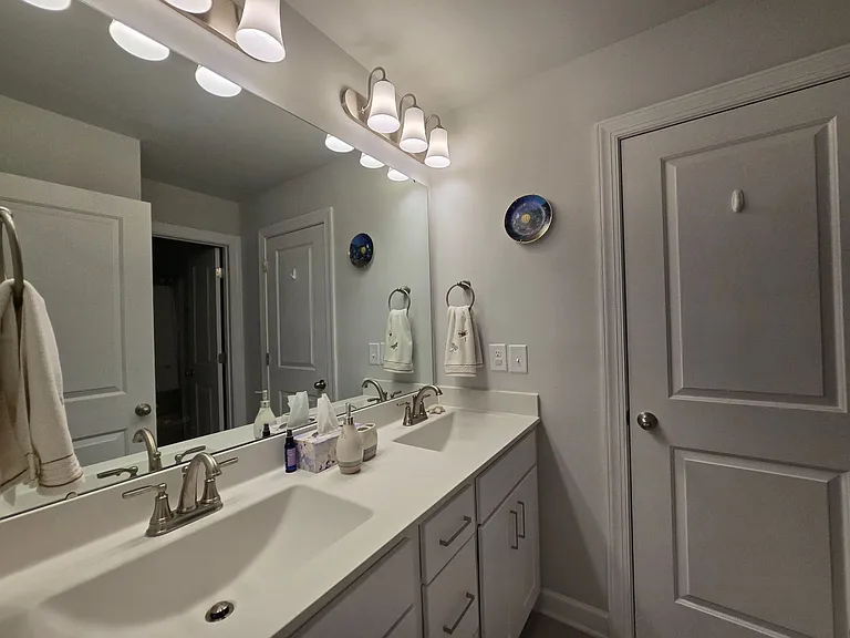 74 Hawk Ridge Dr — Photo 28