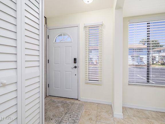 3rd image of 3333 S Ridgewood Ave APT 27