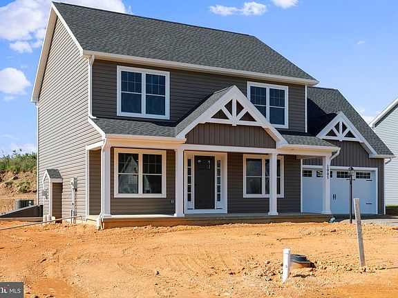 2nd image of 1005 Southwood Dr