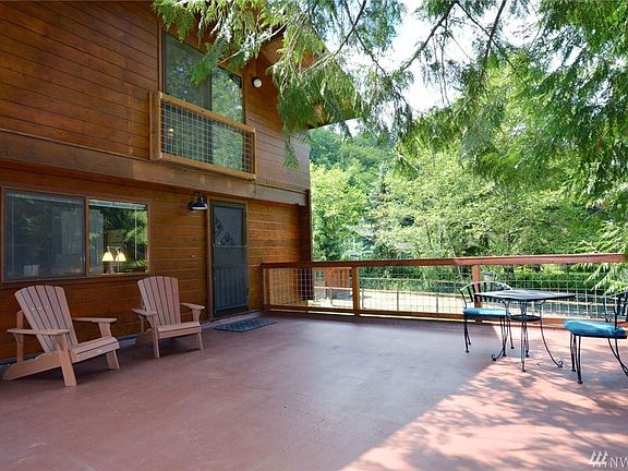 Deck area outside main entrance to the house