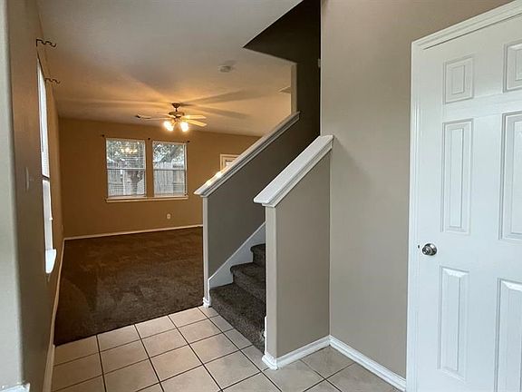 4th image of 446 Folk Crest Ln