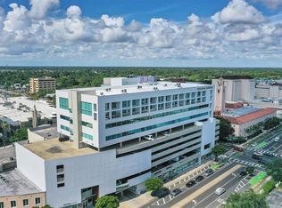 1990 Main St PENTHOUSE 18, Sarasota, FL 34236