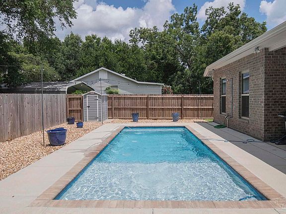 2nd image of 4593 Queen Palm Ct