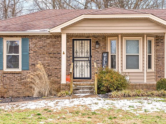 4th image of 230 Centennial Dr