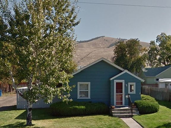 2nd image of 2218 Park St