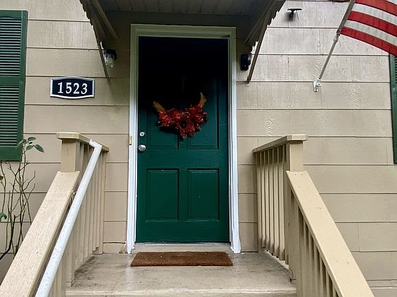2nd image of 1523 Melrose Pkwy