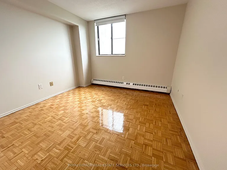 16 Cedarwoods Cres #1104 — Photo 9