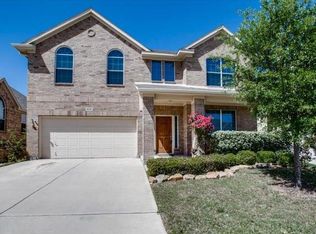 5825 Minnow Dr, Fort Worth, TX 76179