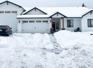 25510 N Sheridan Rd, Chattaroy, WA 99003