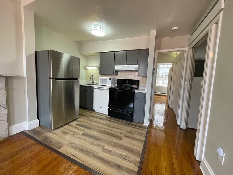802 Cathedral St #5 — Photo 7