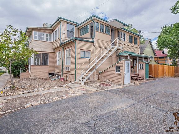 2nd image of 1060 Grand Ave APT 3
